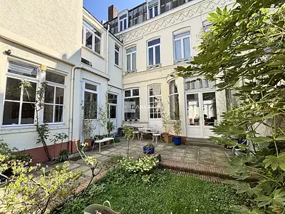 Maison, 326 m²