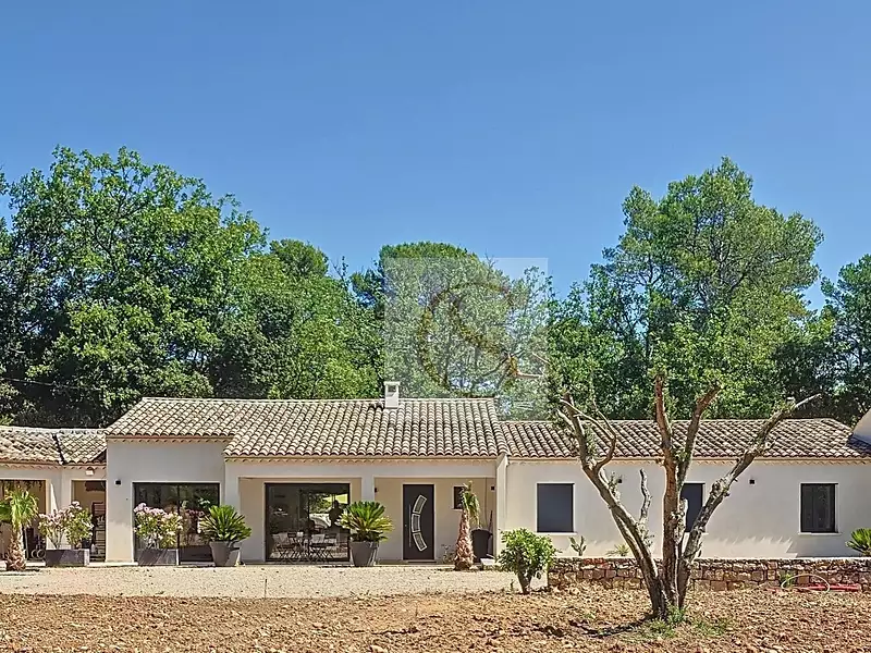 Maison, 180 m²
