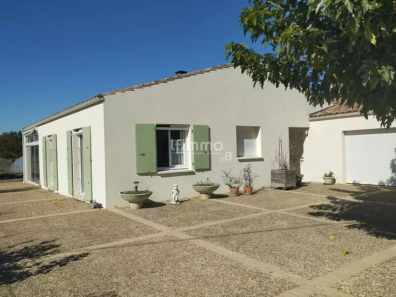 Maison, 114 m²