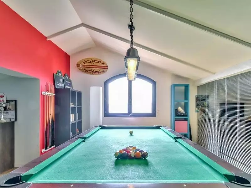 Maison, 287 m²