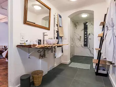 Maison, 220 m²