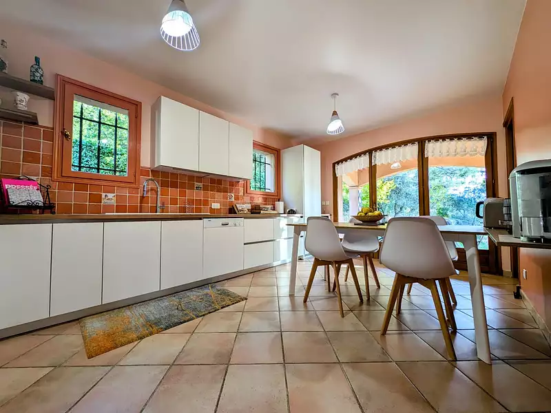Maison, 183,93 m²