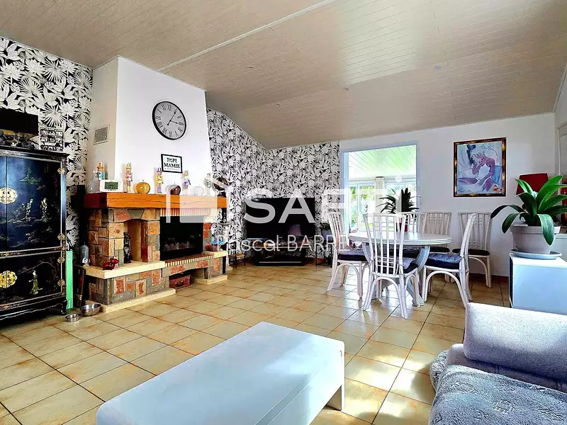Maison, 123 m²
