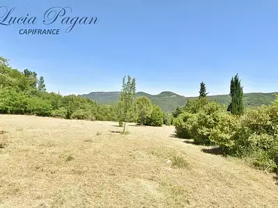 Terrain, 4 070 m²