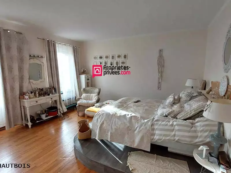 Immeuble, 360 m²