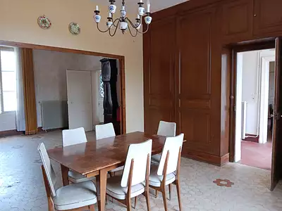 Maison, 225 m²