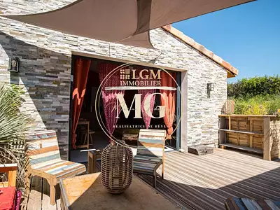 Maison, 1 046 m²