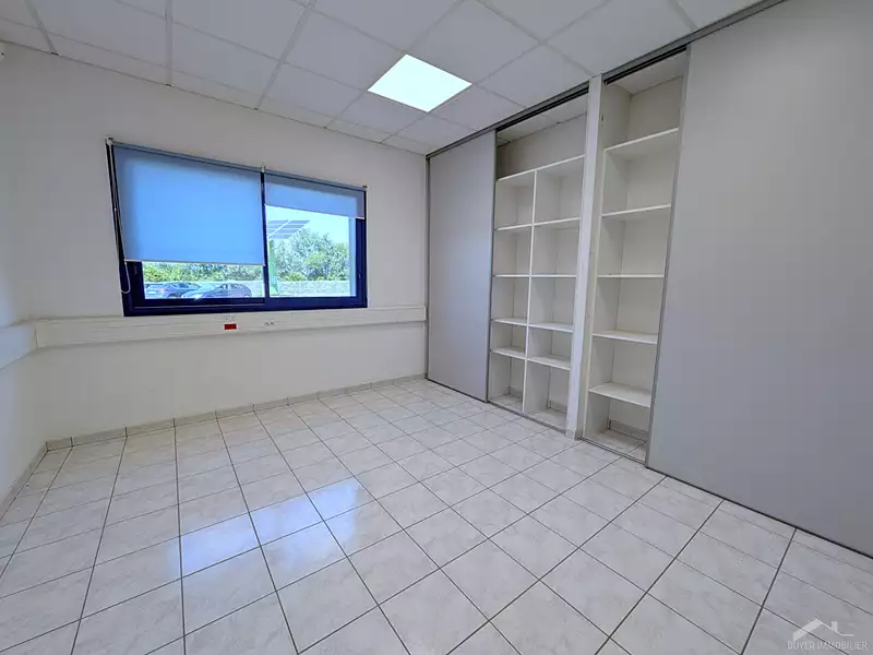 Divers, 220 m²