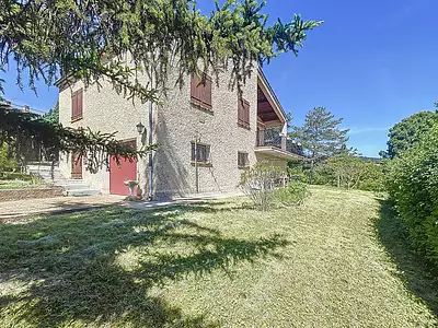 Maison, 168 m²