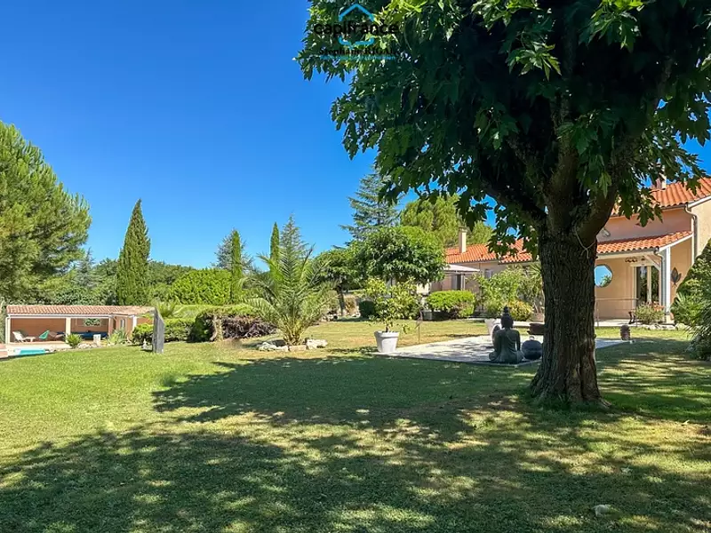 Maison, 170 m²