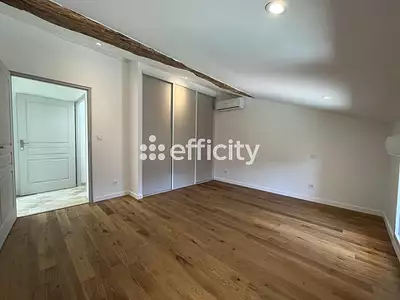 Maison, 180 m²