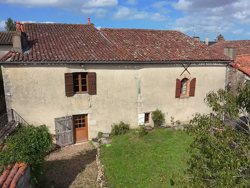 Maison, 245 m²