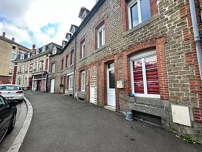 Immeuble, 140 m²