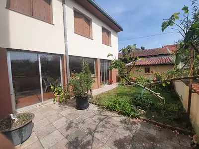 Maison, 225 m²