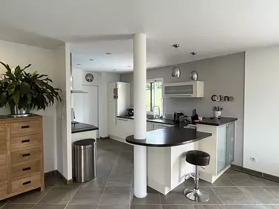 Maison, 180 m²
