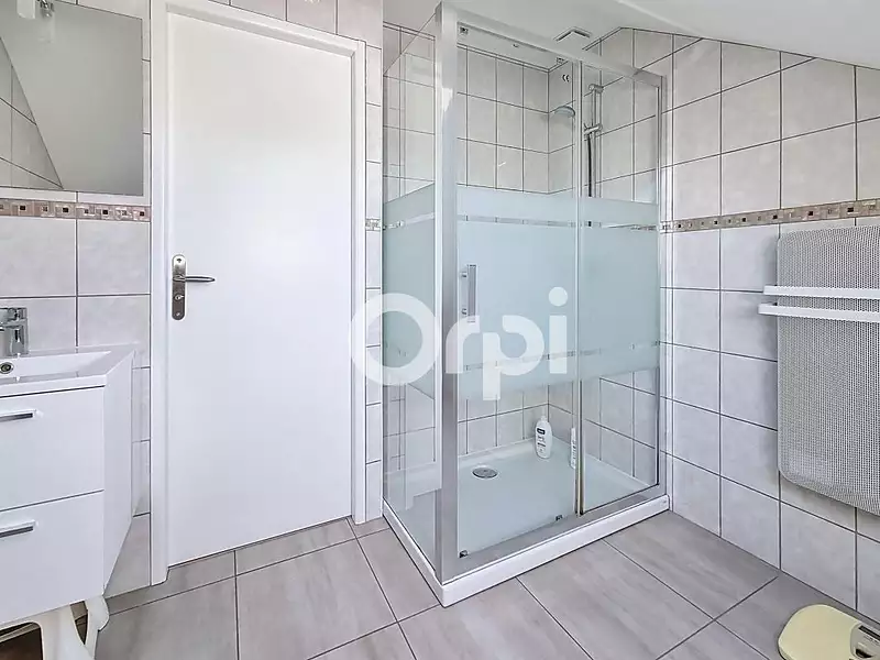 Maison, 145 m²