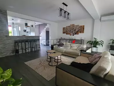 Maison, 115 m²