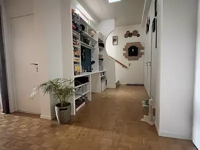 Maison, 196 m²