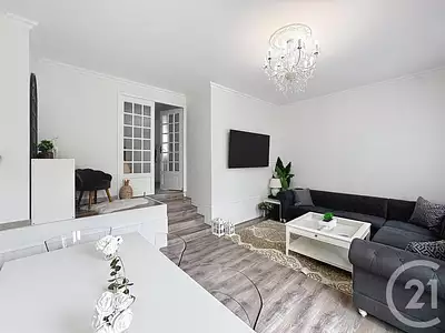 Maison, 111 m²