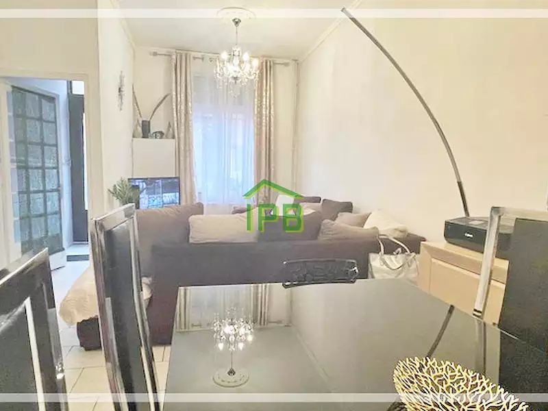 Maison, 83 m²