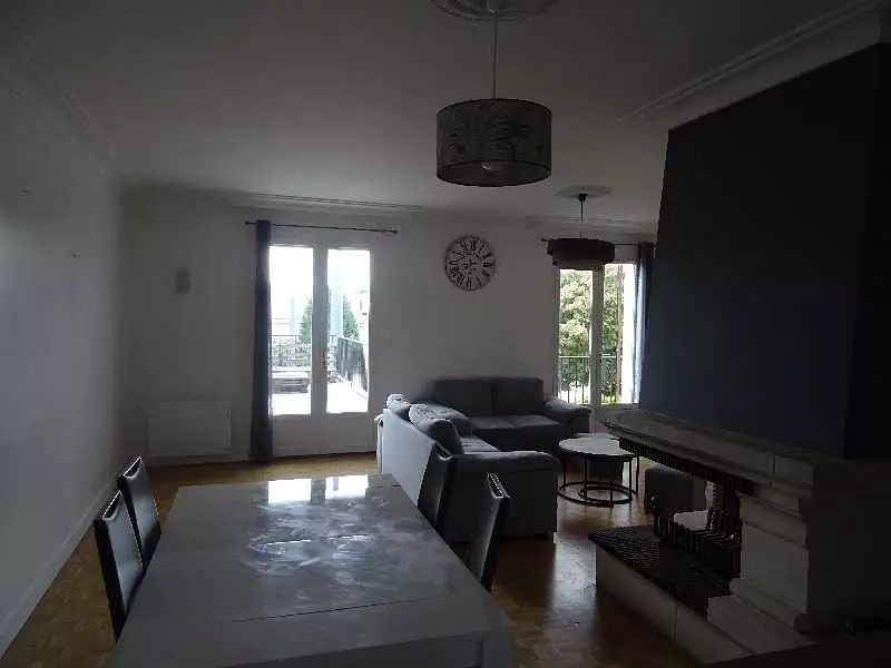 Maison, 212 m²