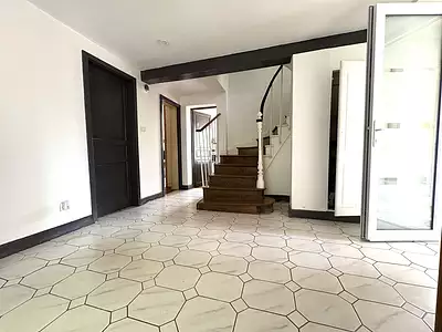 Maison, 205 m²