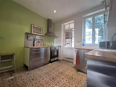 Maison, 168 m²