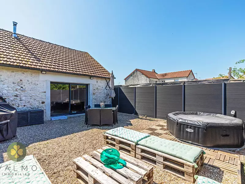 Maison, 185 m²