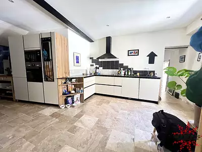 Maison, 180 m²