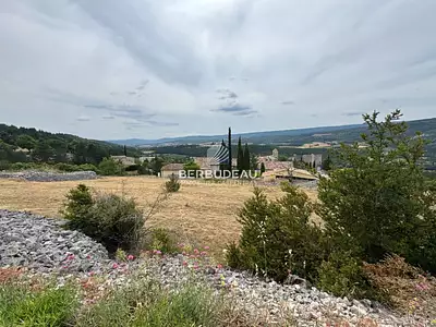 Terrain, 1 100 m²