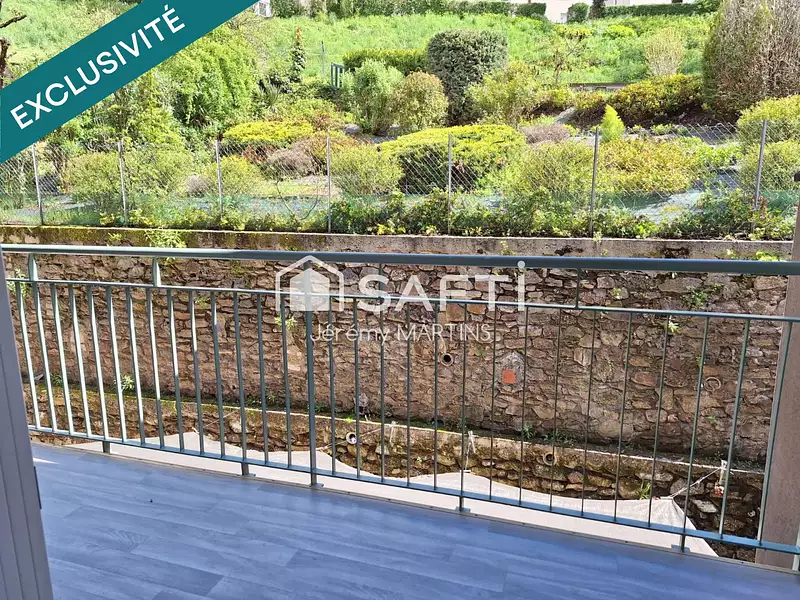 Immeuble, 407 m²