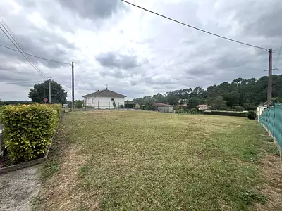 Terrain, 1 705 m²