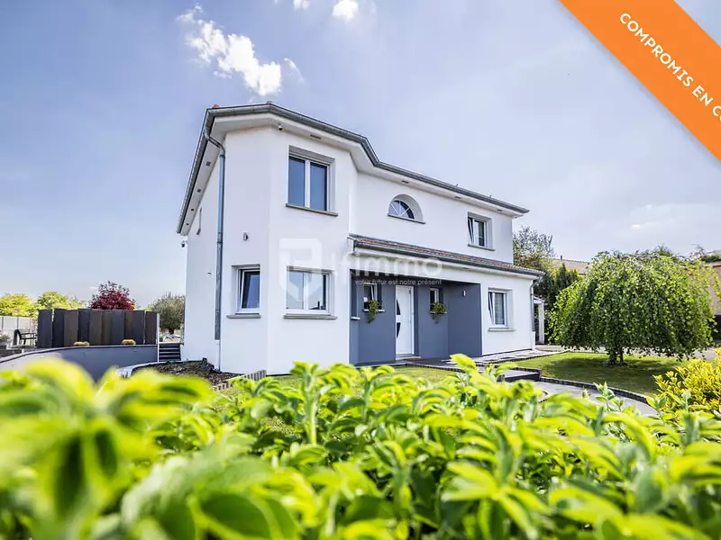 Maison, 174 m²