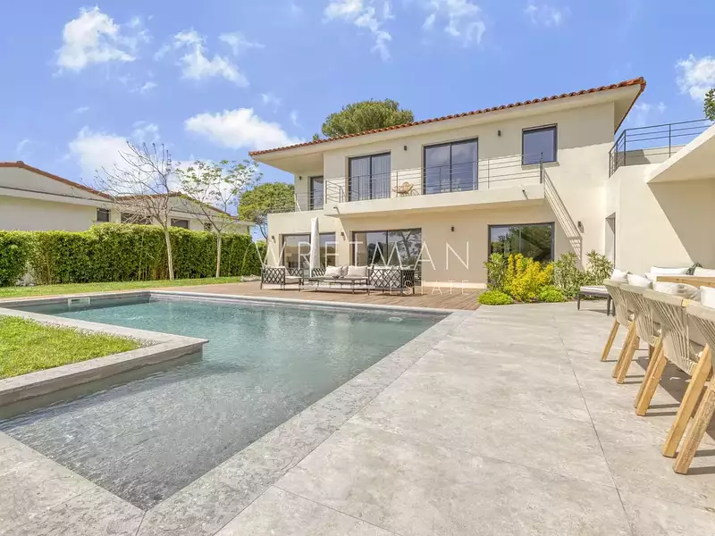 Maison, 222 m²