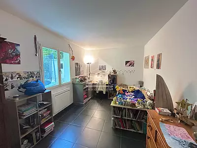 Maison, 242 m²