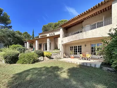 Maison, 352 m²