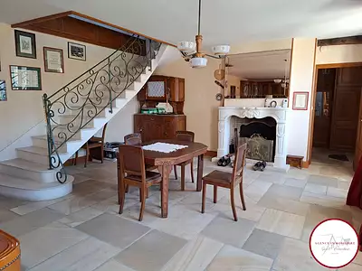 Maison, 250 m²