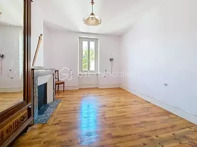 Maison, 167 m²