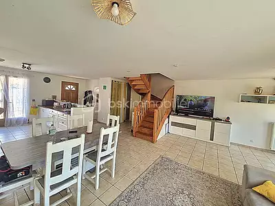 Maison, 102 m²
