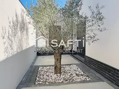 Maison, 200 m²