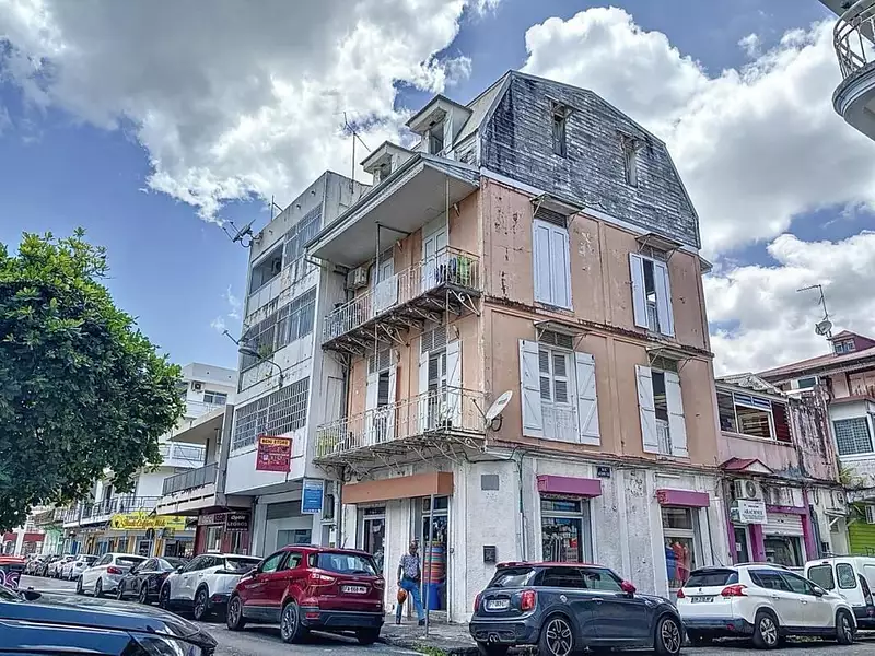 Immeuble, 237 m²