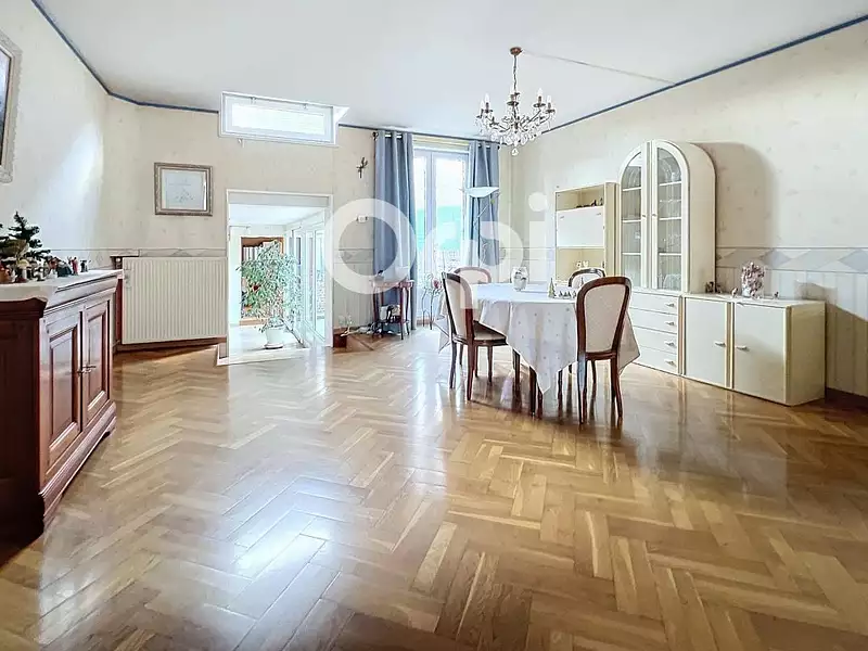 Appartement, 212 m²