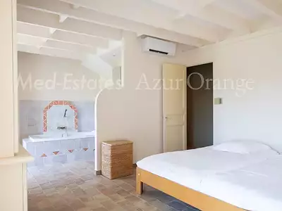Maison, 565 m²