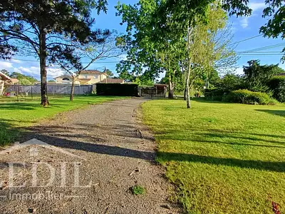 Terrain, 928 m²