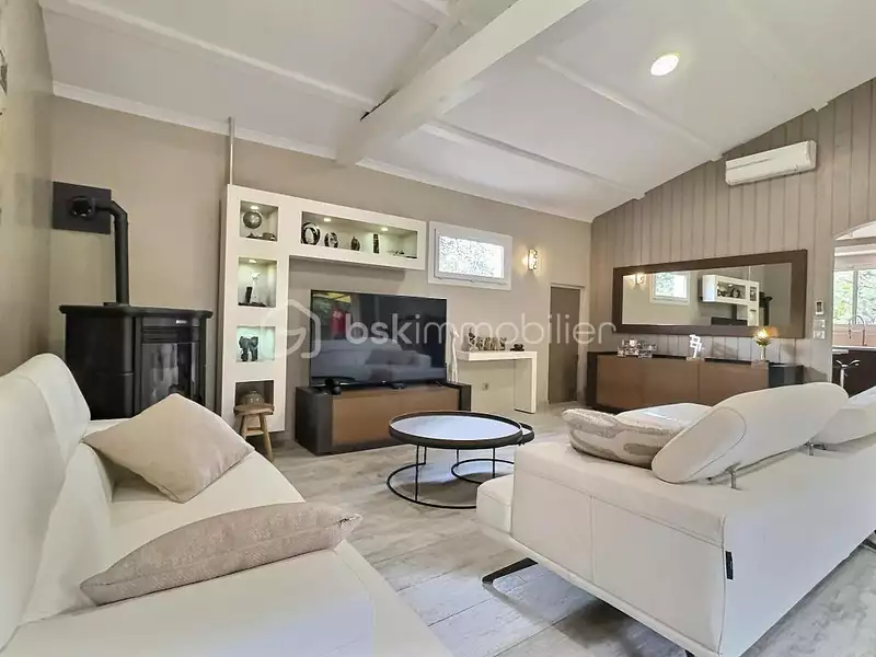 Maison, 203 m²