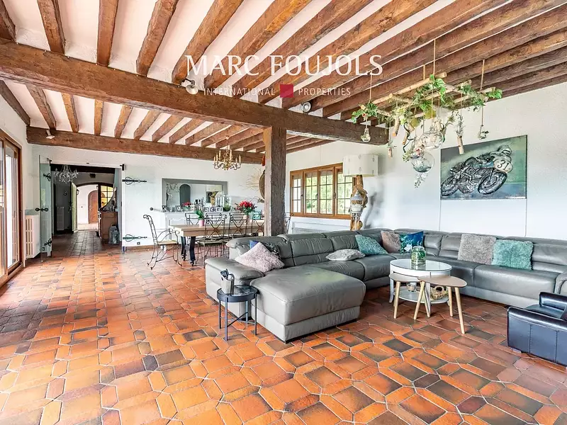 Maison, 240 m²