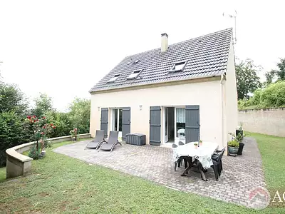 Maison, 115 m²