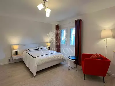 Maison, 331 m²