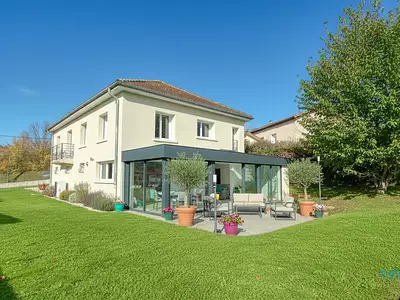 Maison, 186 m²