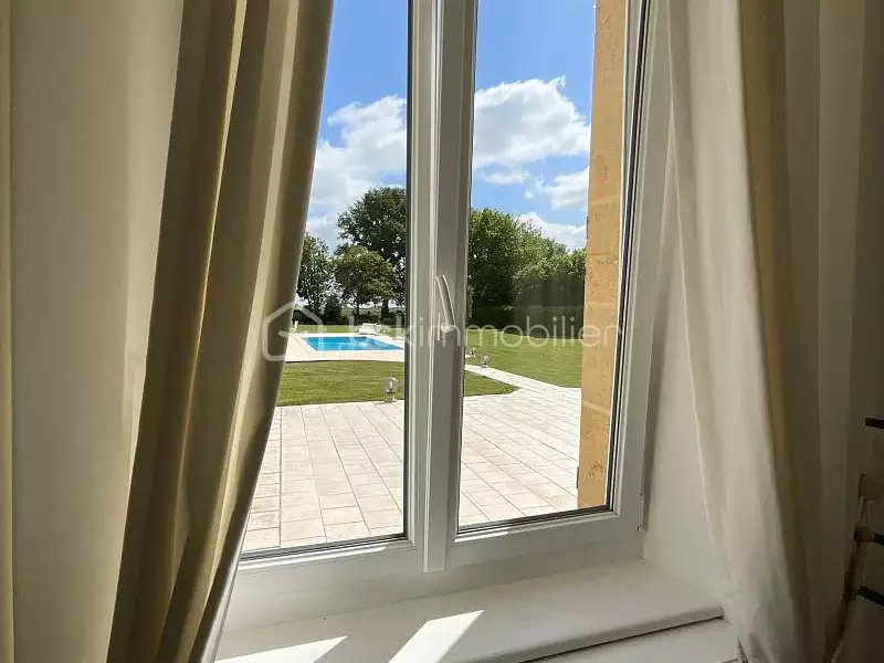 Maison, 380 m²